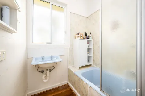 Property photo of 58 Malcolm Crescent Shepparton VIC 3630