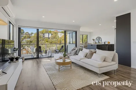 70 Athleen Ave, Lenah Valley, TAS 7008
