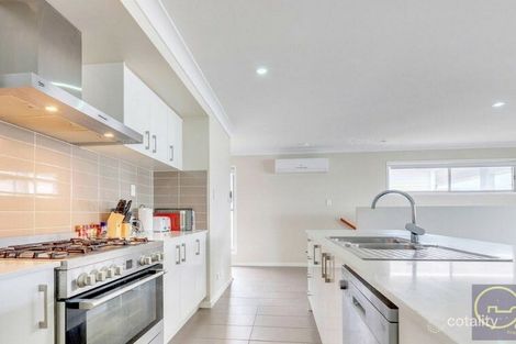 Property photo of 18 Landing Circuit Springfield Lakes QLD 4300