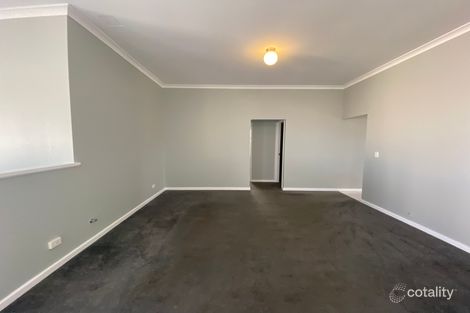 Property photo of 7 Ringrose Heights Landsdale WA 6065