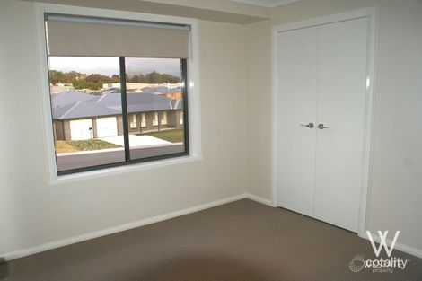 Property photo of 2 Jade Close Kelso NSW 2795