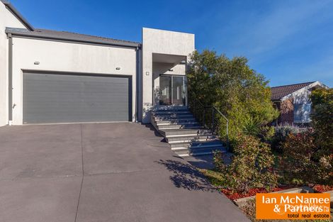 Property photo of 3 Dixon Place Jerrabomberra NSW 2619