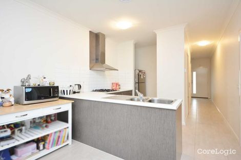 Property photo of 31 Lysterfield Drive Greenvale VIC 3059
