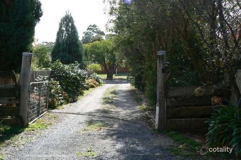 Property photo of 24 Cameron Road Croydon VIC 3136