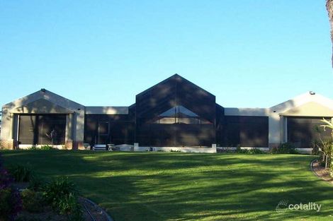 Property photo of 14 Riverdowns Crescent Helensvale QLD 4212