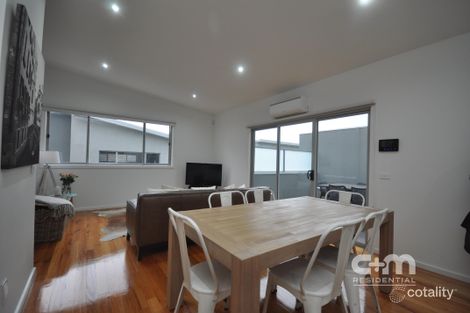 Property photo of 3/9 Austin Crescent Pascoe Vale VIC 3044