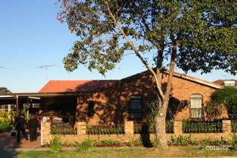 38 Melbourne Rd, St Johns Park, NSW 2176