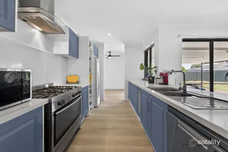 76 Shillington Way, Thornlie, WA 6108