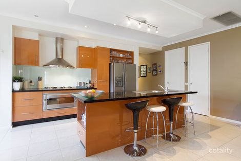 Property photo of 20 Feathery Grove Sandhurst VIC 3977
