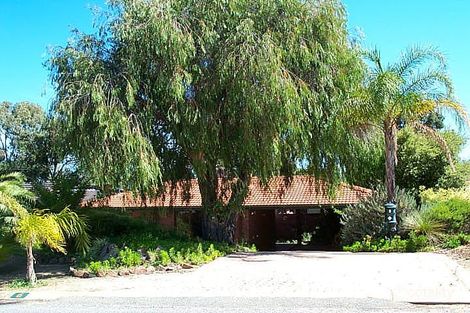 6 Oleander Way, Kallaroo, WA 6025