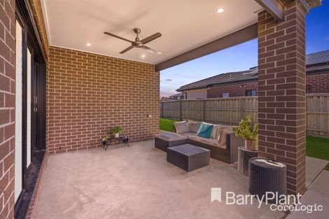 Property photo of 1 Cerulean View Werribee VIC 3030