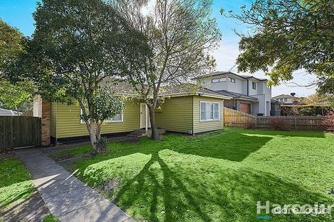 Property photo of 3 Lavidge Road Ashwood VIC 3147