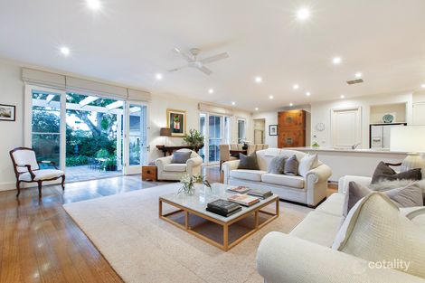 Property photo of 10 Scotsburn Grove Toorak VIC 3142