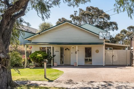 Property photo of 22 Airlie Grove Seaford VIC 3198