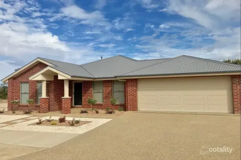 Property photo of 18 Meander Street Thurgoona NSW 2640