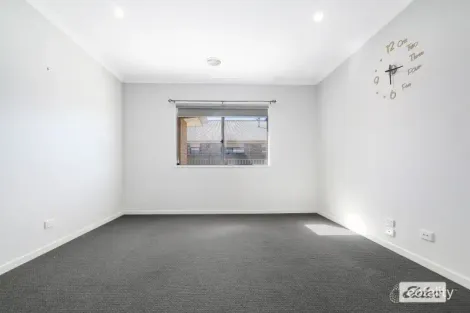 Property photo of 10 Kerry Avenue Killara VIC 3691