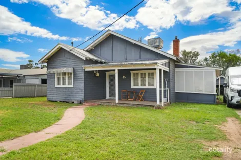 28 Chester St, Warren, NSW 2824