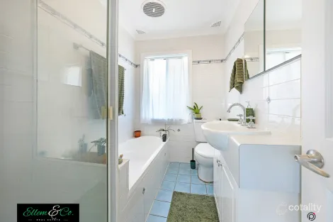 Property photo of 9 Wall Street Warilla NSW 2528