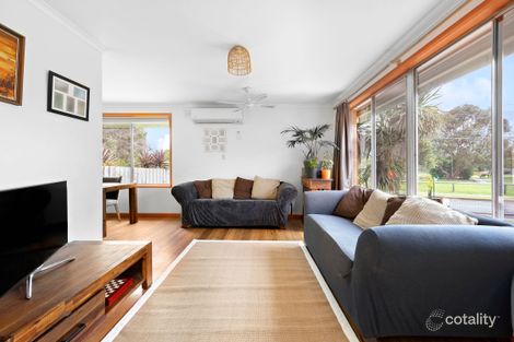 Property photo of 13 Gretana Crescent Frankston VIC 3199