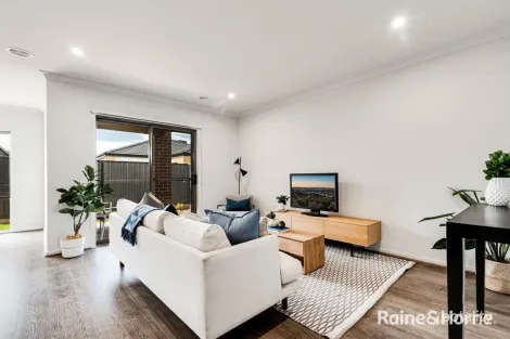 Property photo of 65 Pelagos Drive Clyde VIC 3978