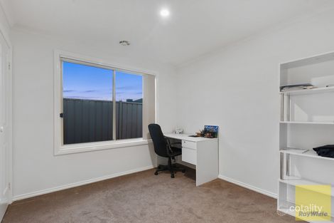 Property photo of 13 Lauderdale Drive Tarneit VIC 3029