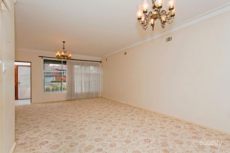 Property photo of 8 Braeside Crescent Earlwood NSW 2206
