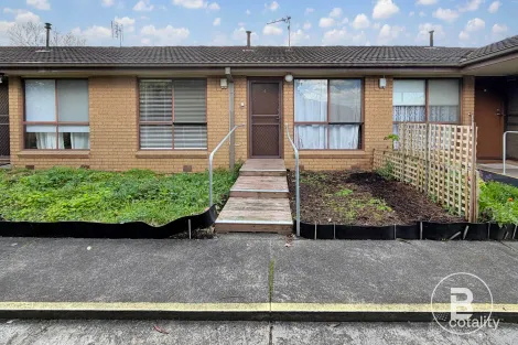 4/1203 Warrenheip St, Buninyong, VIC 3357