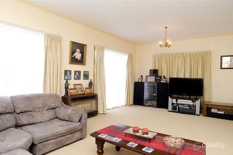 Property photo of 8 Viewbay Drive Leopold VIC 3224
