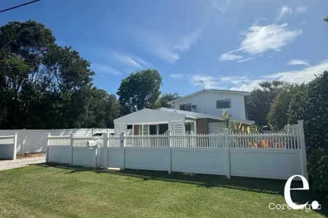 Property photo of 13 Hunter Street Burnett Heads QLD 4670