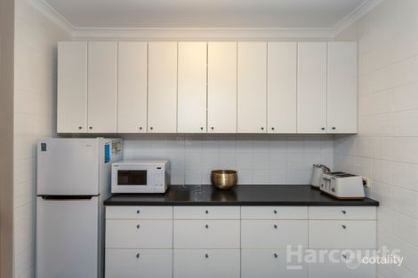 Property photo of 6/160 Lakeside Drive Joondalup WA 6027