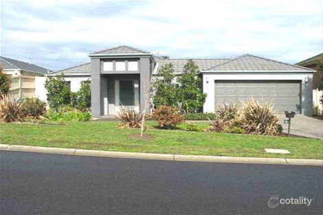 Property photo of 8 Rosemary Court Berwick VIC 3806