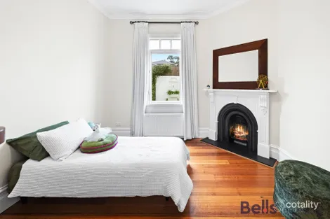 Property photo of 2 Whitty Street Sunshine VIC 3020