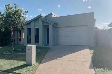 Property photo of 61 Coogee Terrace Blacks Beach QLD 4740