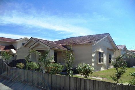 2 Bletchley Rd, Hughesdale, VIC 3166