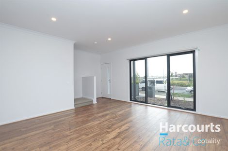 Property photo of 62 Edenvale Boulevard Wollert VIC 3750