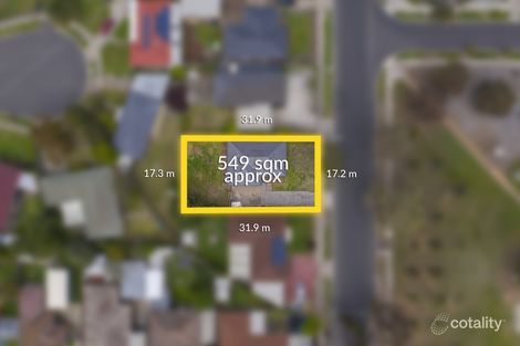 Property photo of 32 Cromwell Road Kings Park VIC 3021