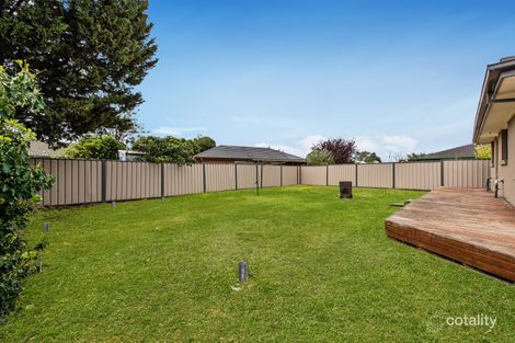 Property photo of 32 Cromwell Road Kings Park VIC 3021
