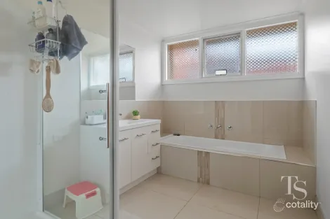 Property photo of 4 Chestnut Road Youngtown TAS 7249