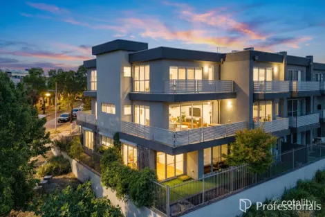 1/13 Greville St, Caroline Springs, VIC 3023