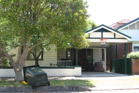 24 Bouvardia St, Russell Lea, NSW 2046