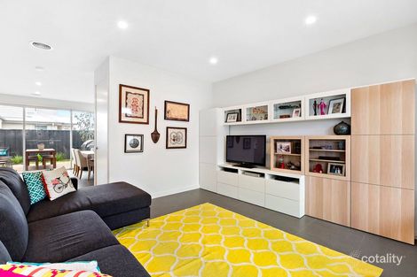 Property photo of 2/12 Grieve Parade Altona VIC 3018
