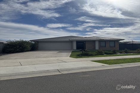 6 Mayo Cres, Chisholm, NSW 2322