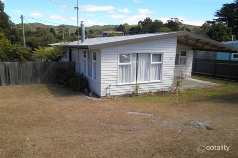 10 East Bvd, Sisters Beach, TAS 7321