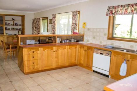 Property photo of 23 Alder Place Dubbo NSW 2830