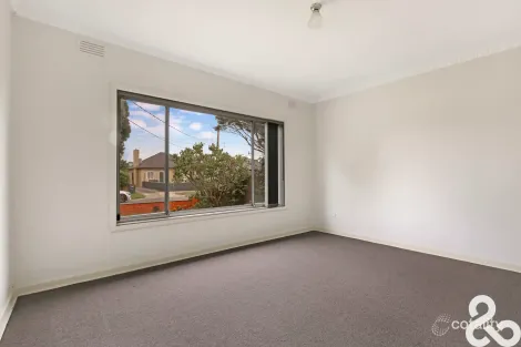 Property photo of 12 Travers Street Thomastown VIC 3074