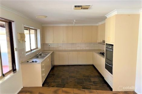 Property photo of 19 Moyne Crescent Coolaroo VIC 3048