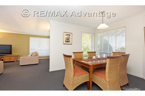 Property photo of 1 Irvine Place Wynnum West QLD 4178
