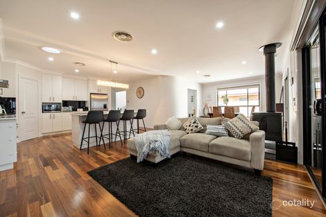 Property photo of 45 Lakeside Circuit Dubbo NSW 2830