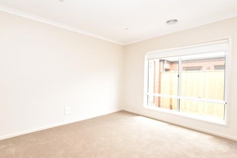 Property photo of 7 Tathra Grove Point Cook VIC 3030