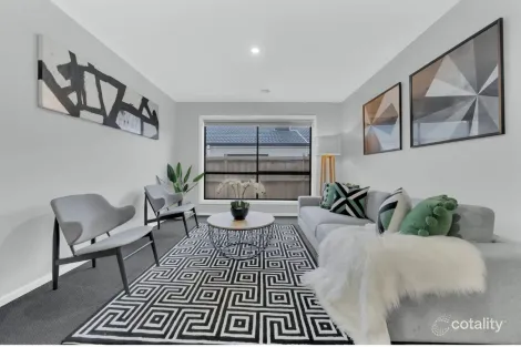 Property photo of 39 Paragon Drive Clyde North VIC 3978